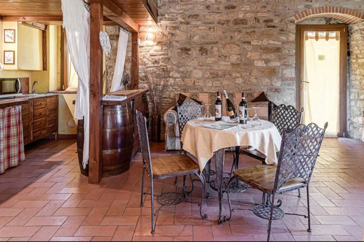 Country Resort Il Frassine Риньяно-суль-Арно Экстерьер фото