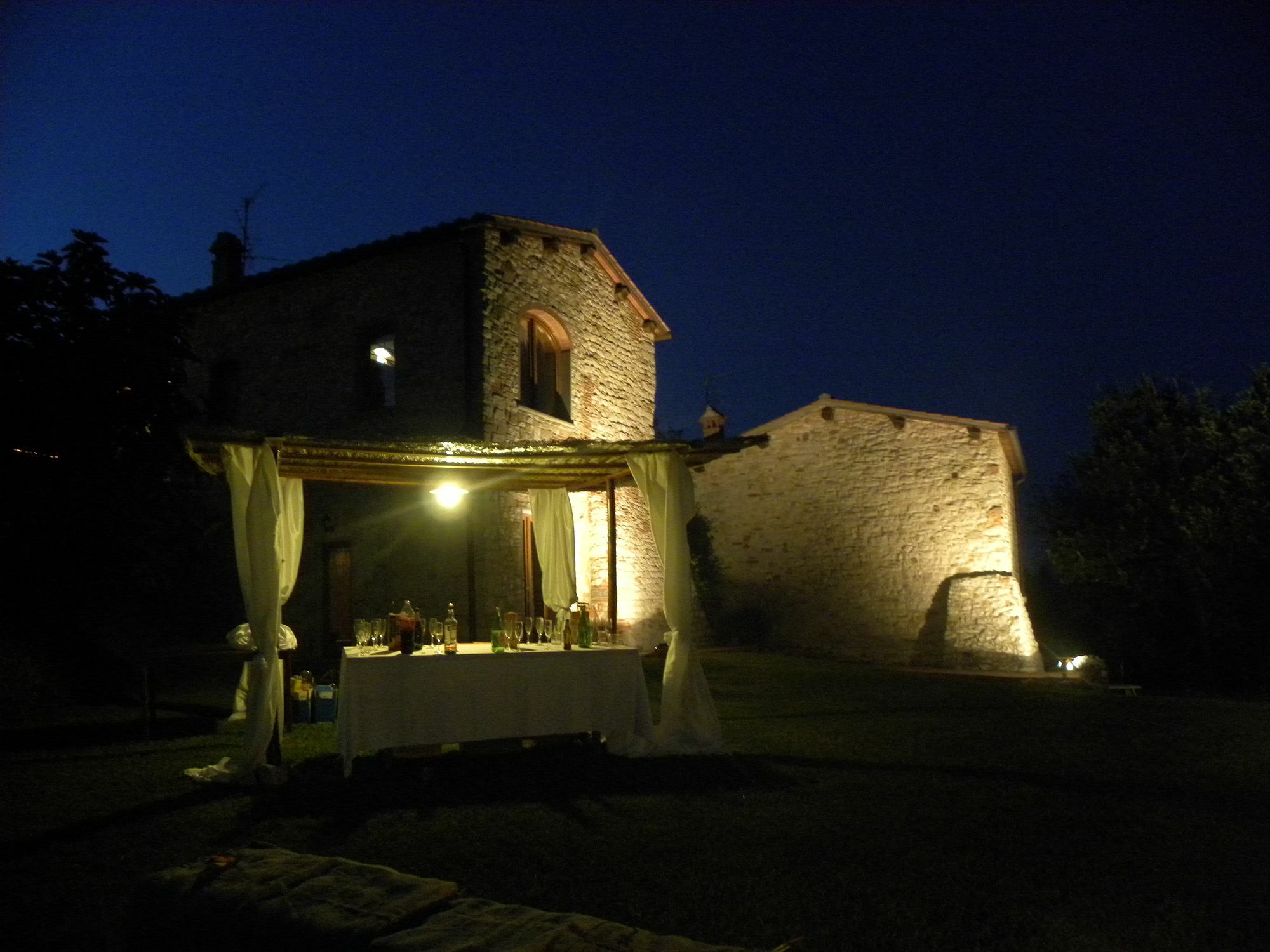 Country Resort Il Frassine Риньяно-суль-Арно Экстерьер фото